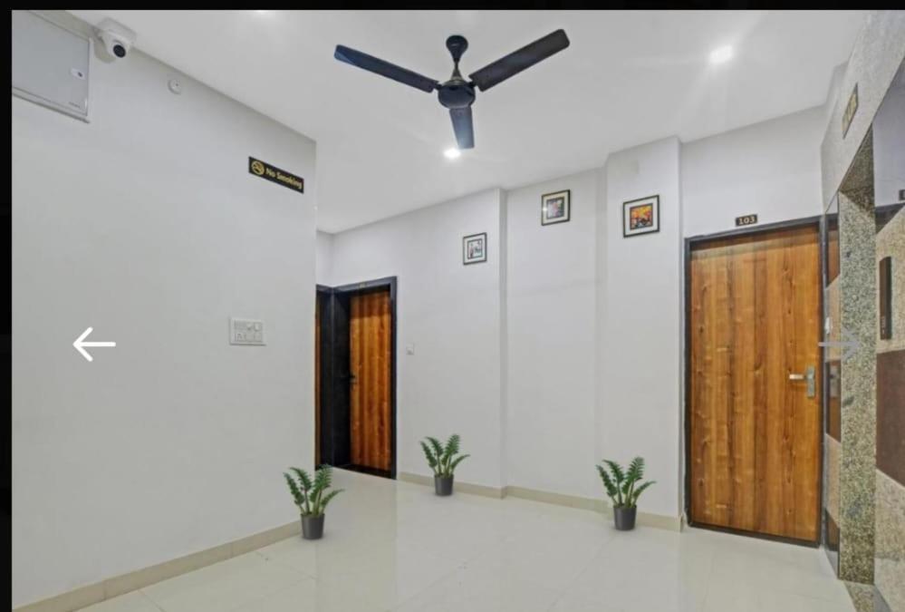 Hotel Mangal Niwas Udaipur Buitenkant foto