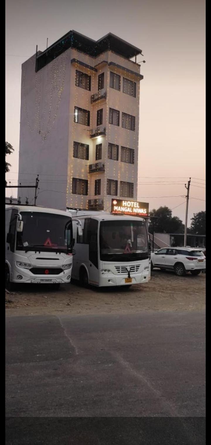 Hotel Mangal Niwas Udaipur Buitenkant foto