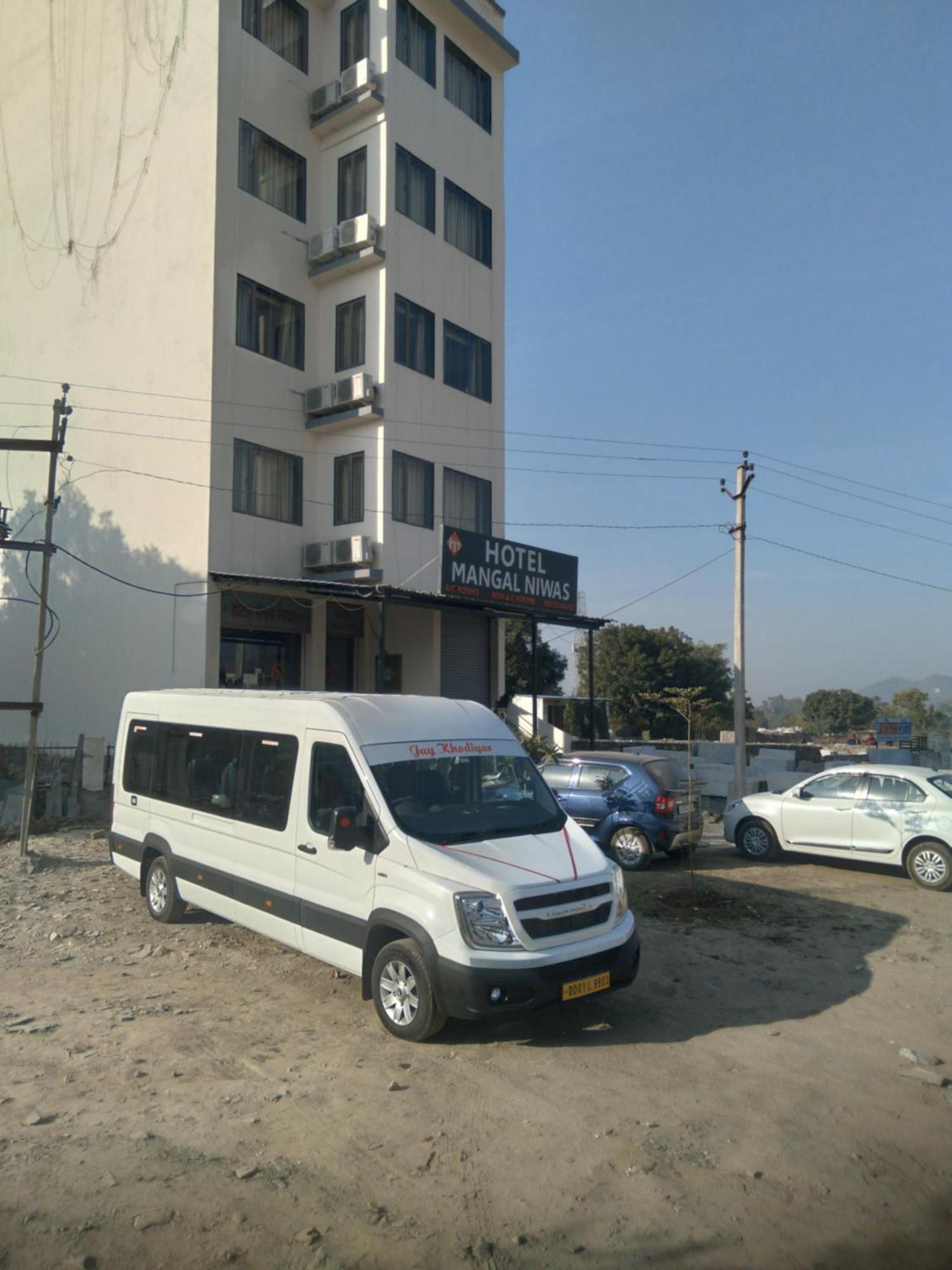 Hotel Mangal Niwas Udaipur Buitenkant foto